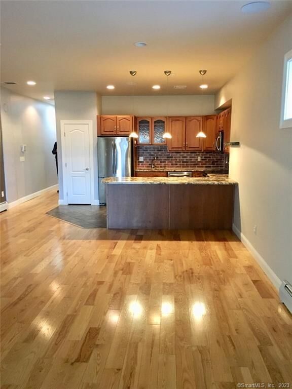 Property Photo:  16 Broad Street  CT 06460 