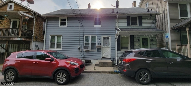 Property Photo:  17 Limekiln  NJ 08865 