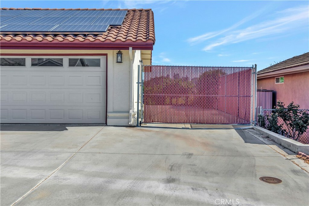 Property Photo:  557 Andrea Circle  CA 93446 