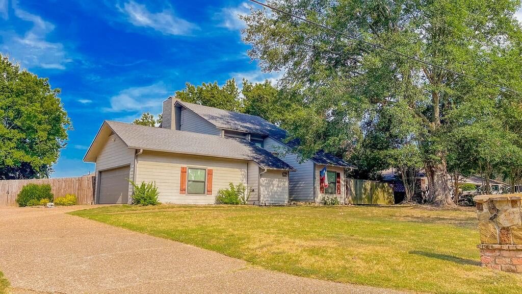 Property Photo:  309 Helen Drive  TX 75771 