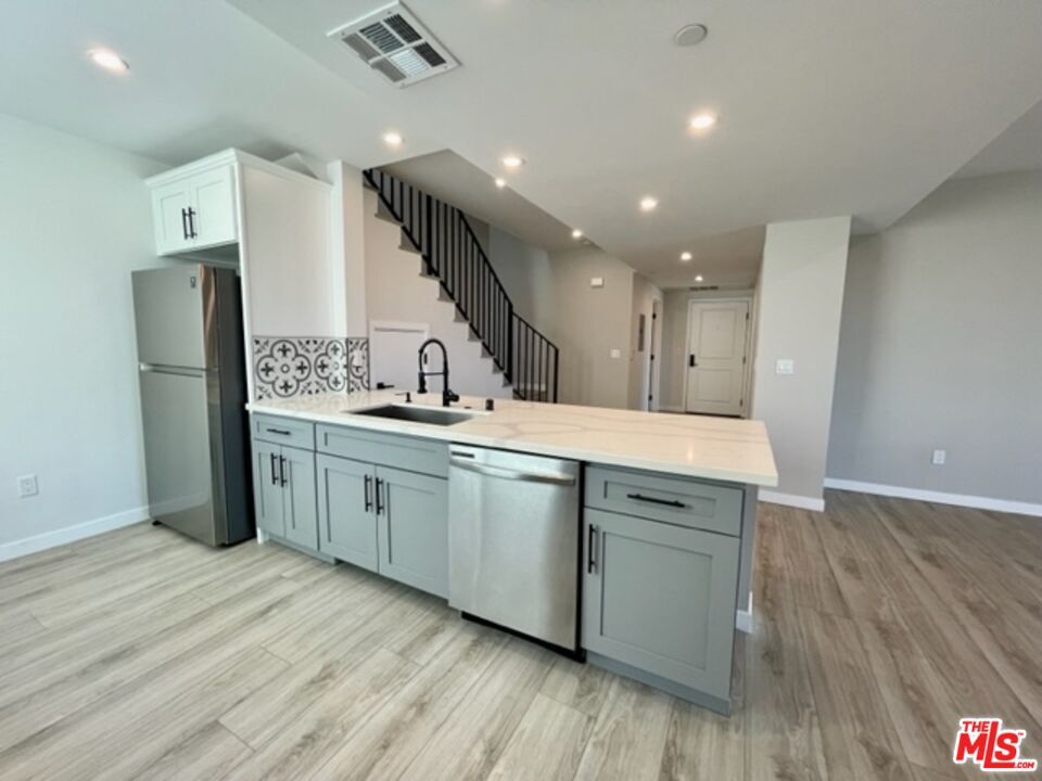 Property Photo:  7022   Alabama Ave 305  CA 91303