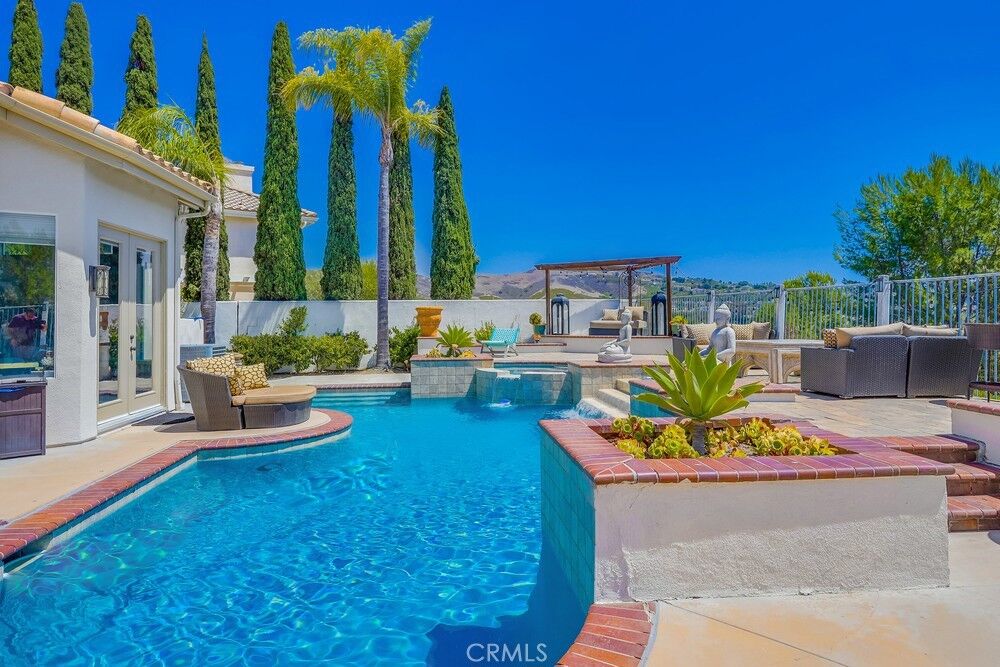 Property Photo:  3407 Calle Sin Rival  CA 92673 