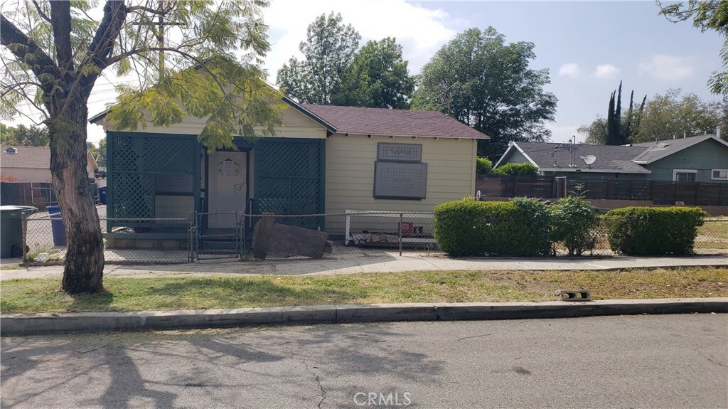 Property Photo:  506 S Cherry Avenue  CA 91761 