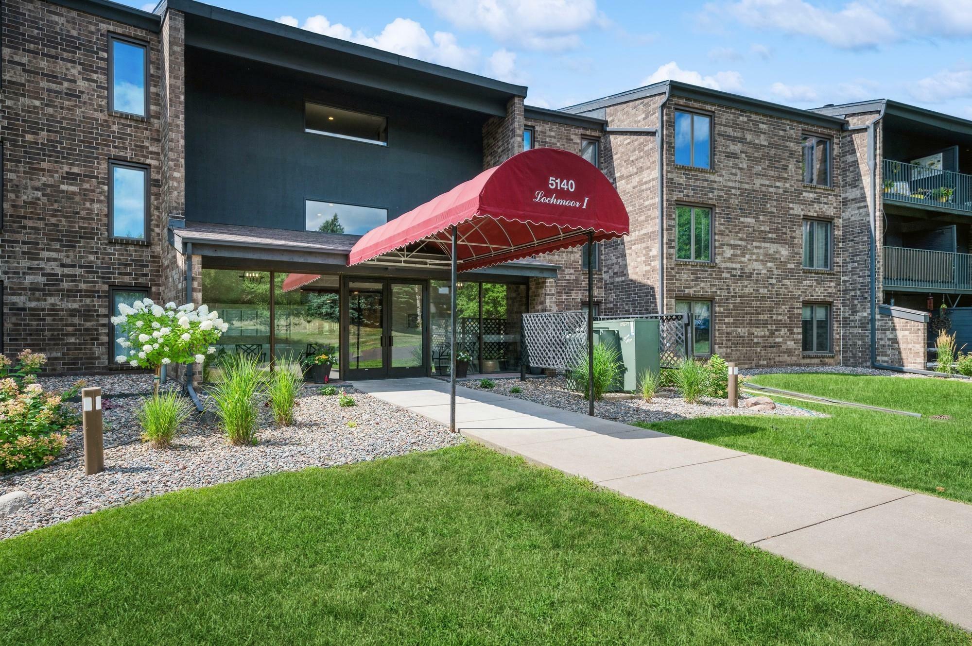 Property Photo: 5140 W 102nd Street 313 MN 55437