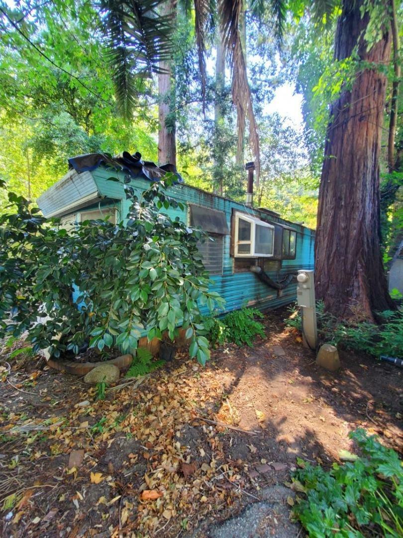 Property Photo:  265 Brown Gables Road 4  CA 95005 