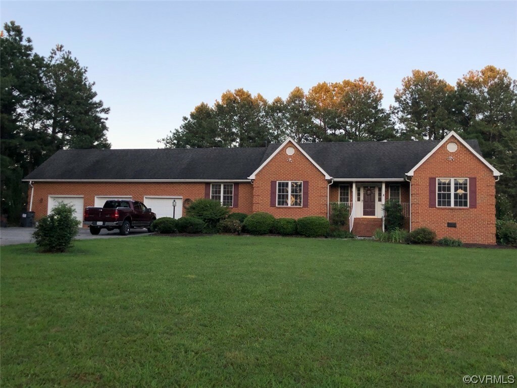 Property Photo:  17407 Thornwood Lane  VA 23803 