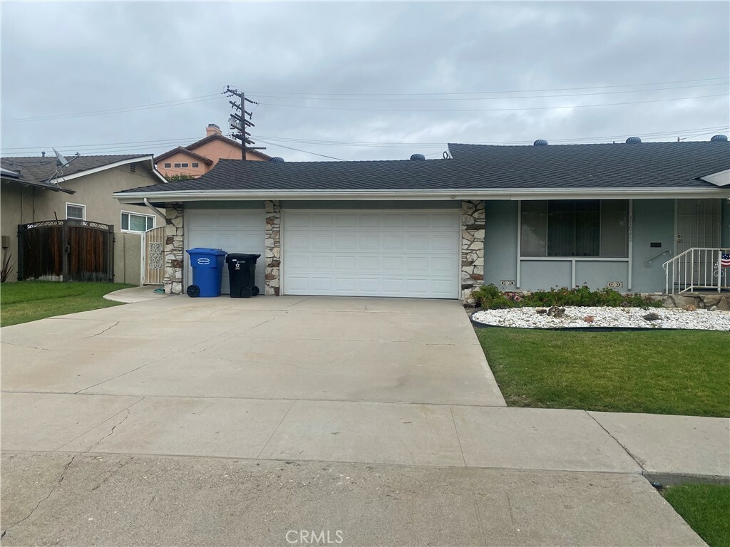 Property Photo: 11042 Larrylyn Drive CA 90603