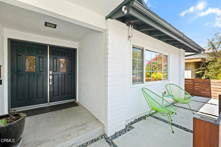 Property Photo:  6331 Wynne Avenue  CA 91335 