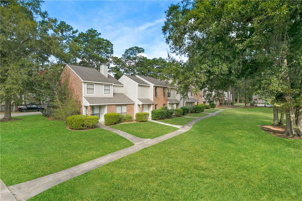 Property Photo: 110 Pineridge Street 110 LA 70448