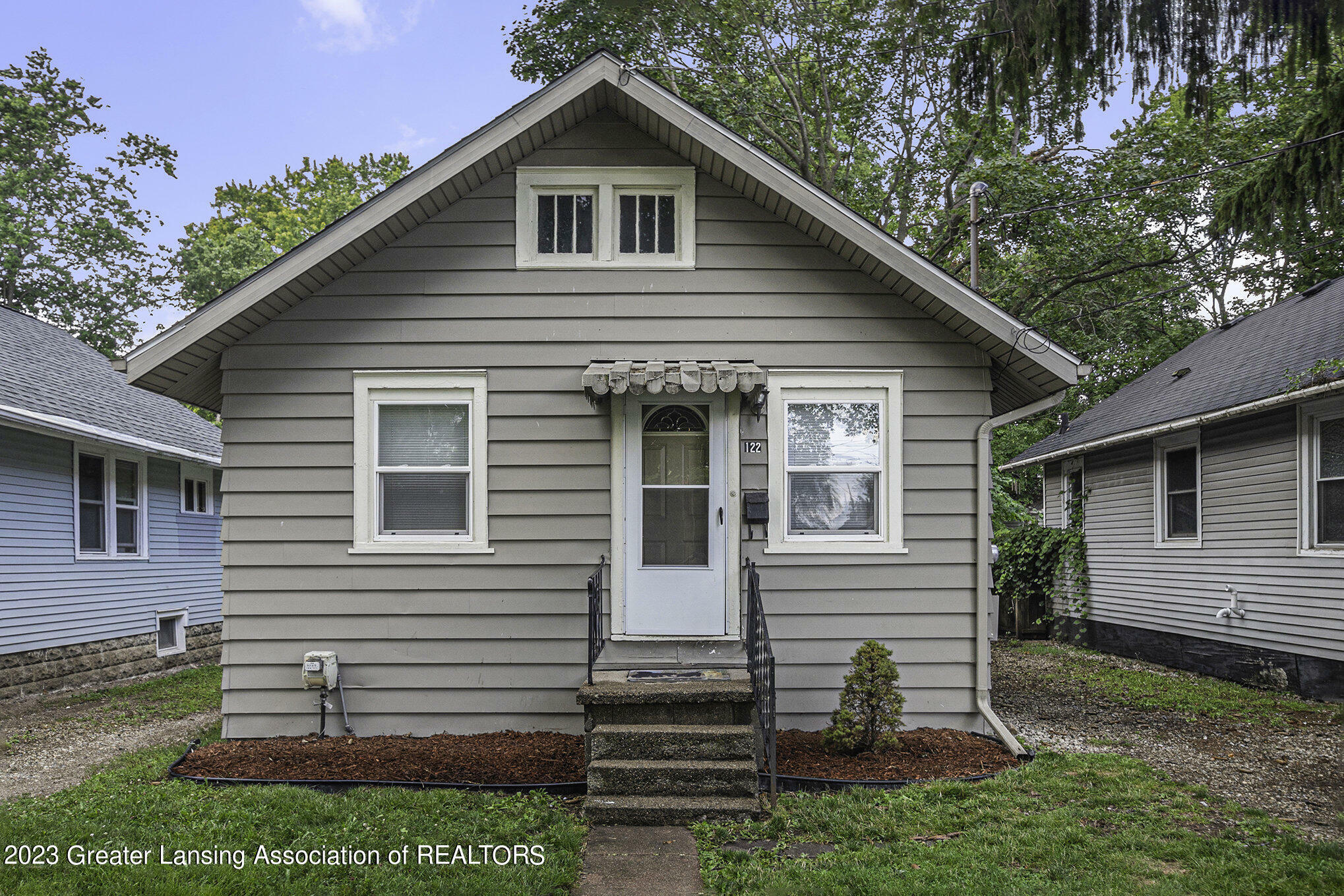 Property Photo: 122 S Mifflin Avenue MI 48912