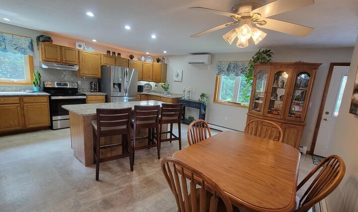 Property Photo: 88 Violet Street NH 03045