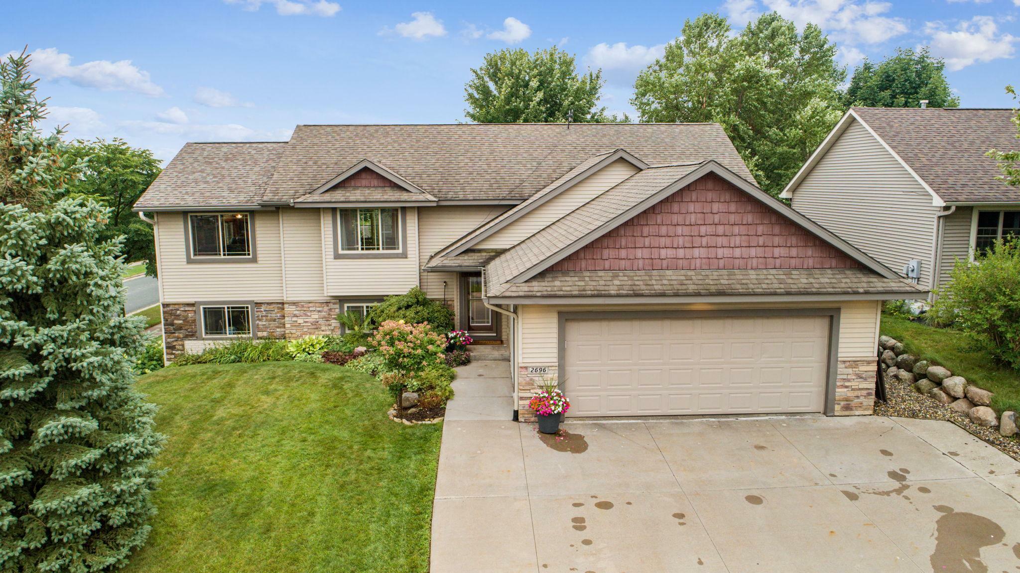 Property Photo:  2696 Hilltop Lane  WI 54022 