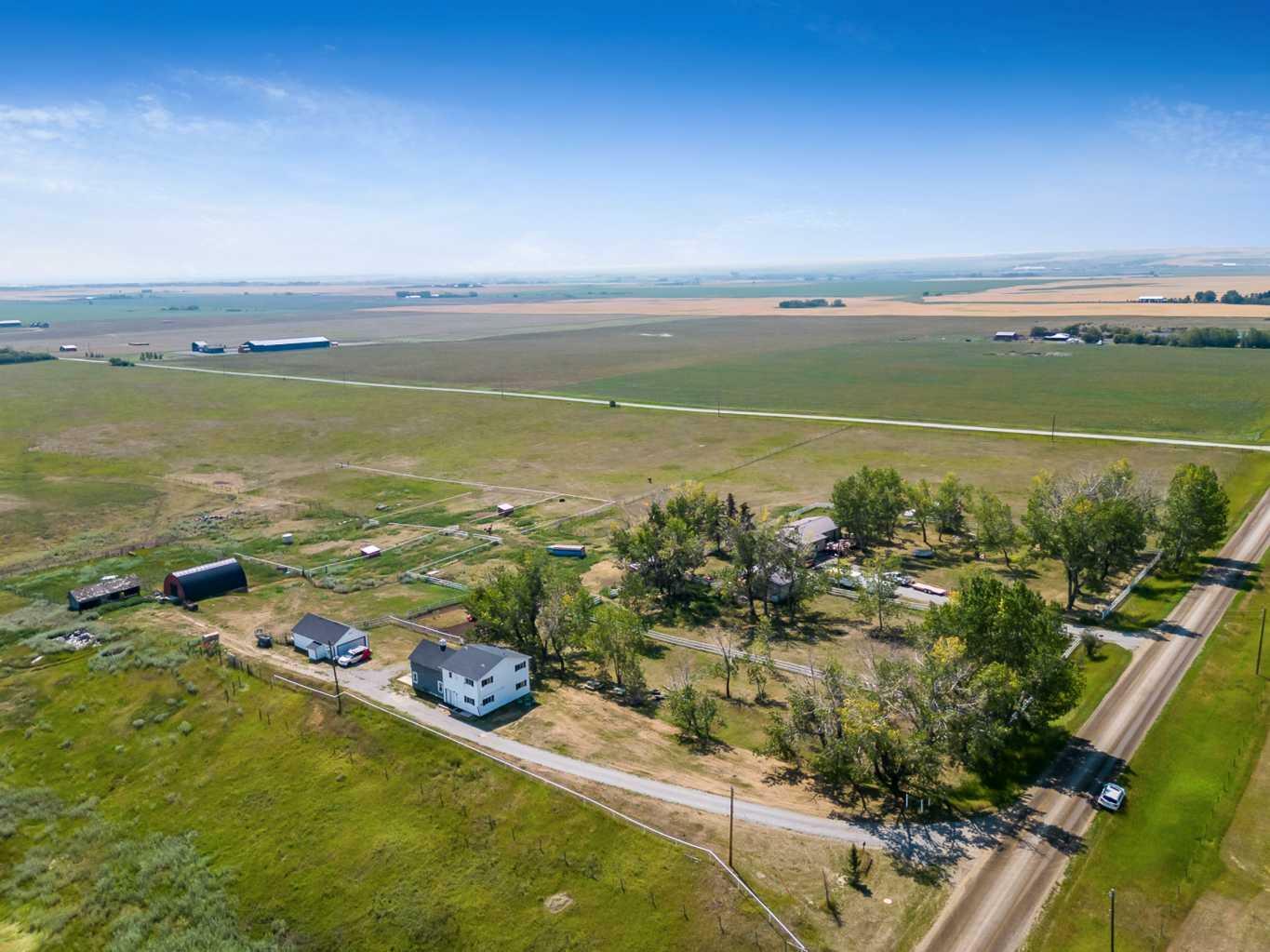 144033 402 Avenue E  Rural Foothills County AB T1V1M6 photo