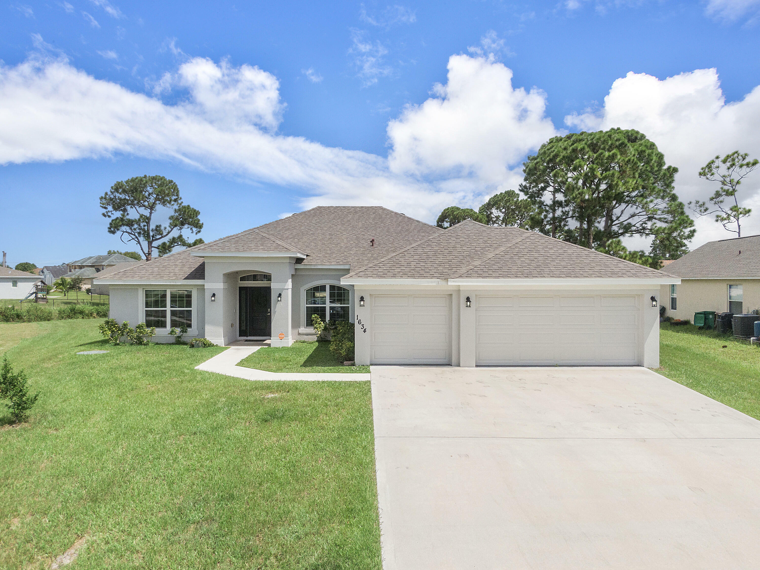 Property Photo:  1634 SW Malmo Road  FL 34953 