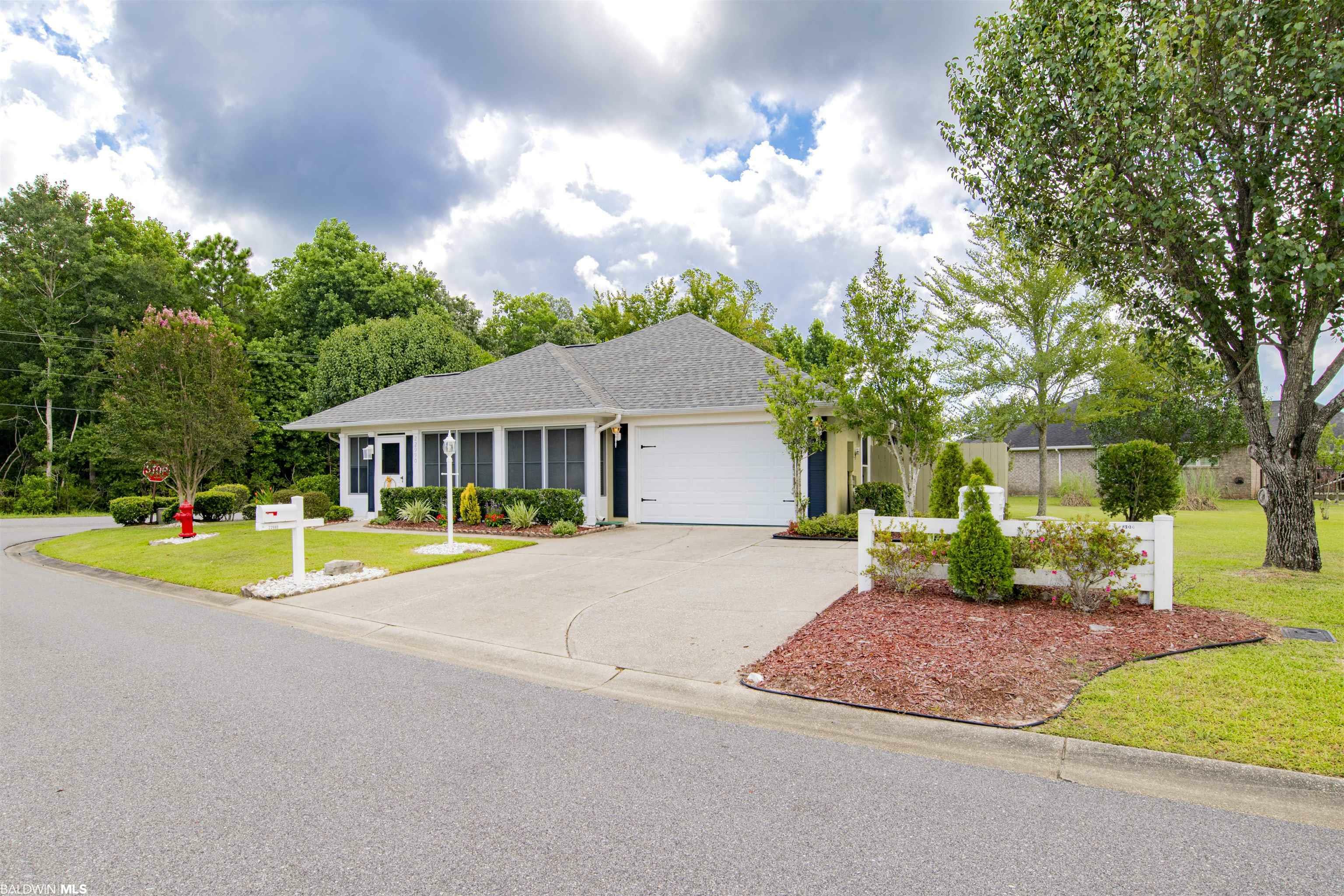 Property Photo: 22990 Lake South Drive AL 36535