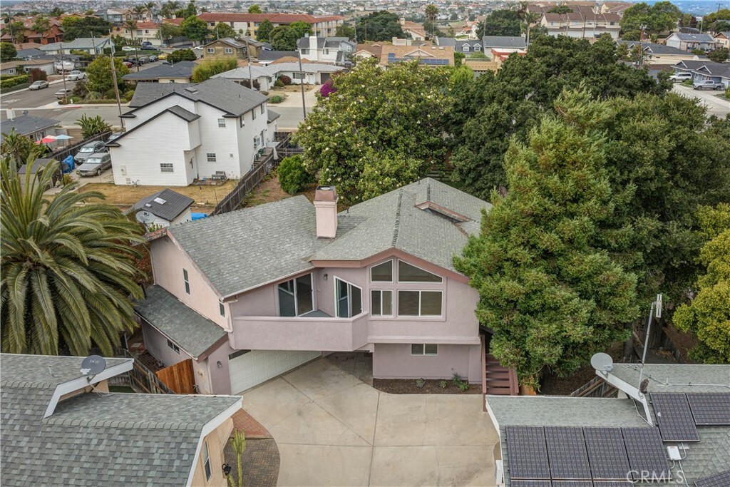 Property Photo:  1451 Newport Avenue  CA 93433 