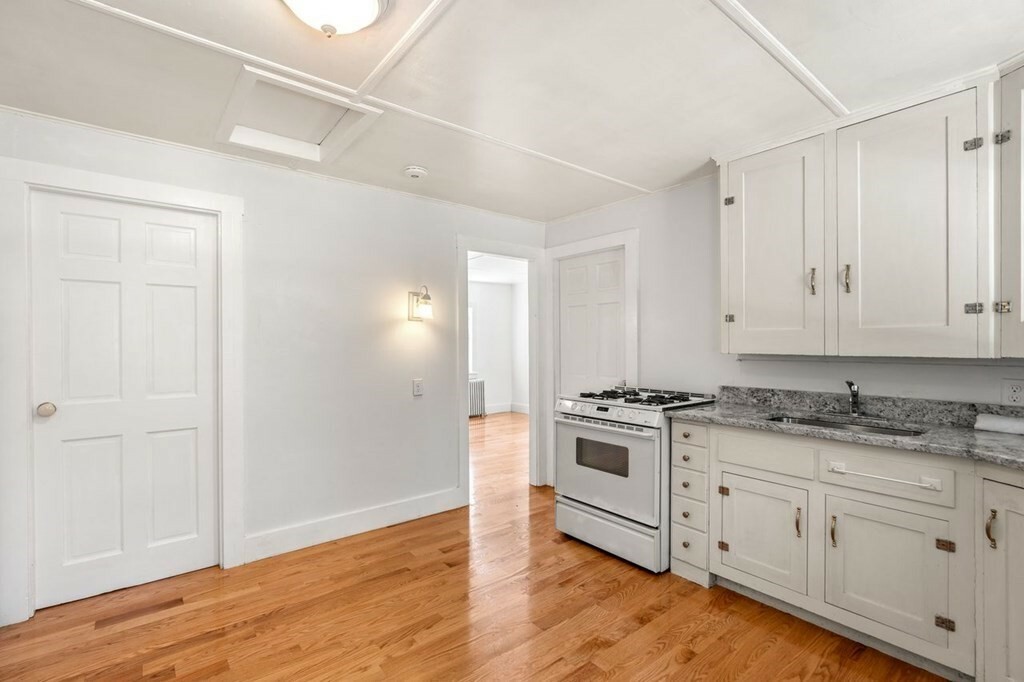 Property Photo:  21 Green St  MA 01860 