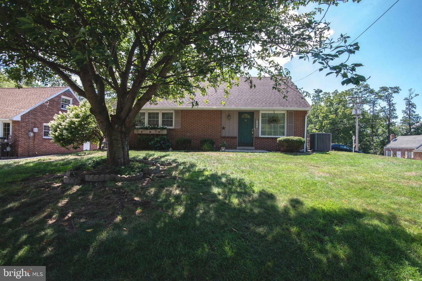 Property Photo:  2498 Middle Street  PA 17408 