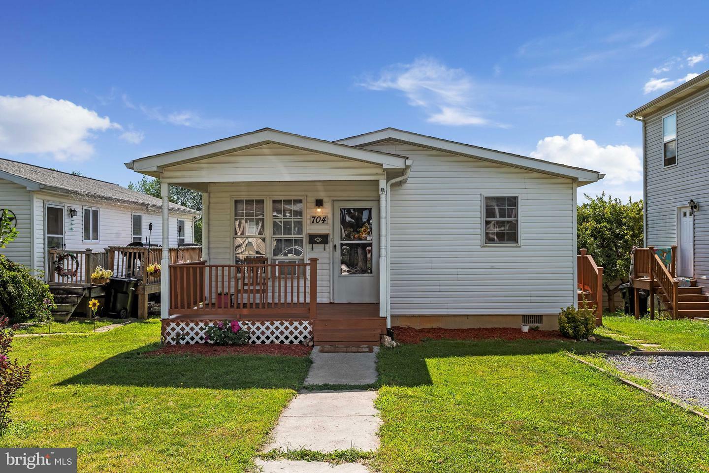 Property Photo: 704 Watson Avenue VA 22601