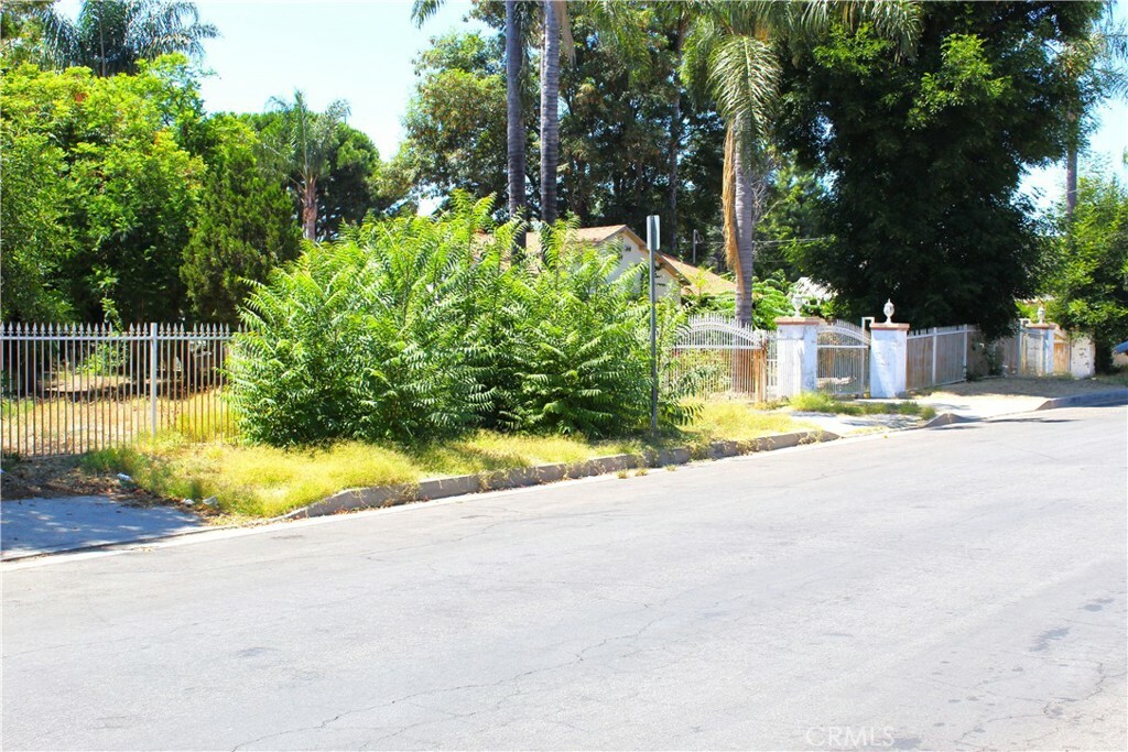 Property Photo:  12937 El Dorado Avenue  CA 91342 