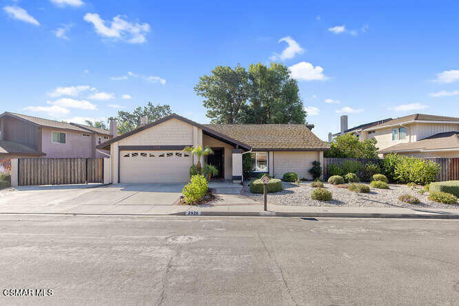 Property Photo:  2928 Sunflower Street  CA 91360 