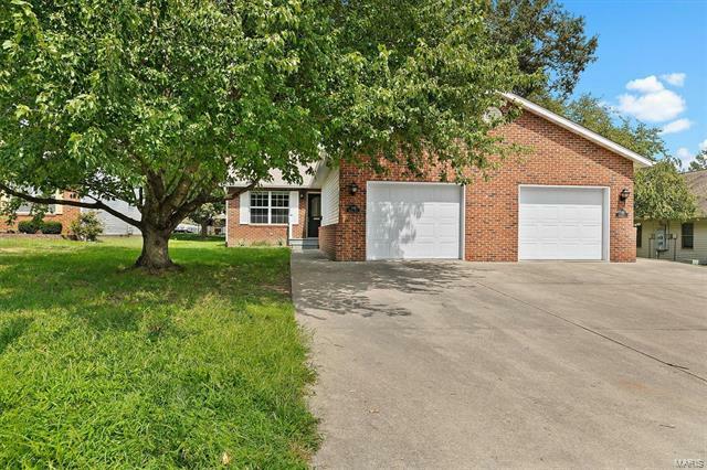 Property Photo:  310 Marla Kay Drive  IL 62226 