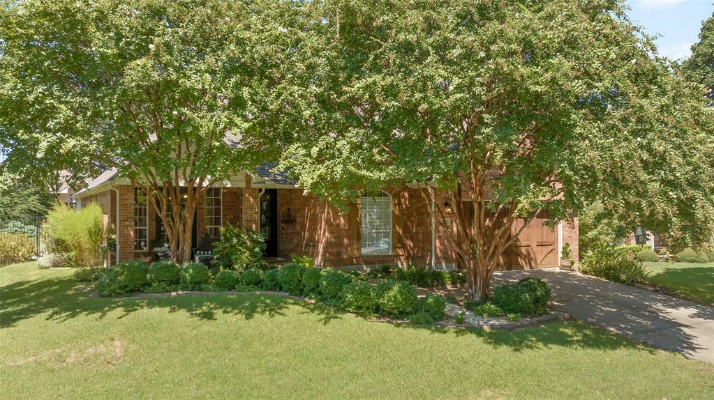 Property Photo:  3111 Hidden Springs Drive  TX 76210 