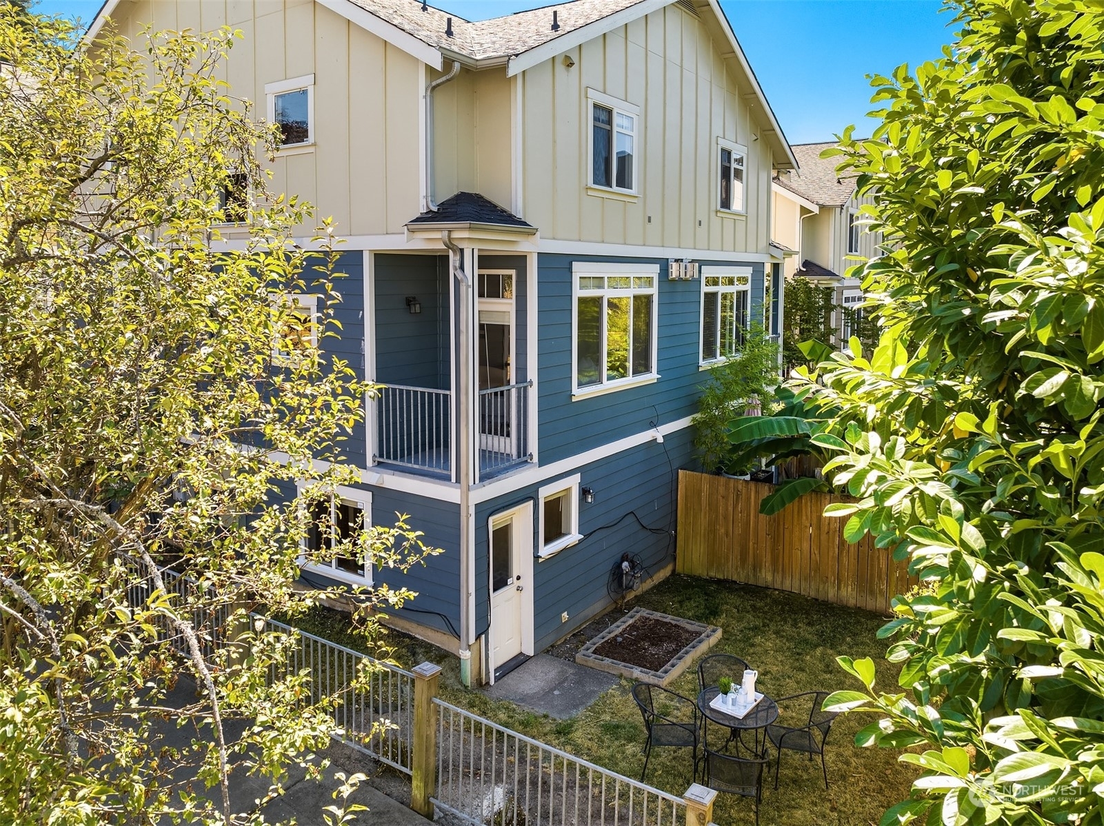 Property Photo:  2813 S Charles Street  WA 98144 