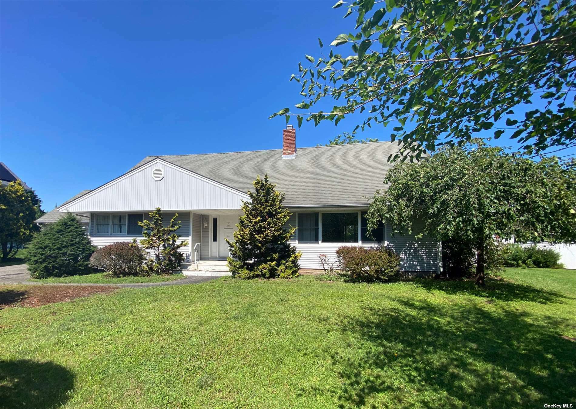 Property Photo:  535 Bay Home Road  NY 11971 