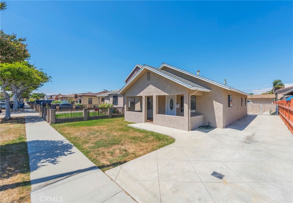 Property Photo:  4133 W 162nd Street  CA 90260 