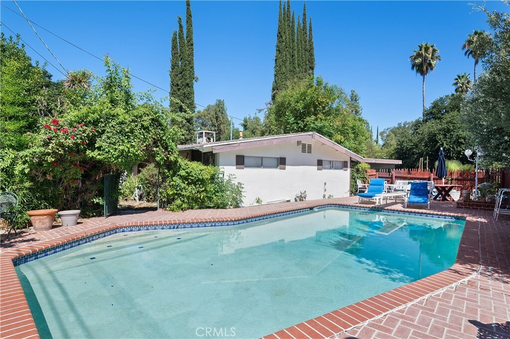 Property Photo:  22838 Epsilon Street  CA 91364 