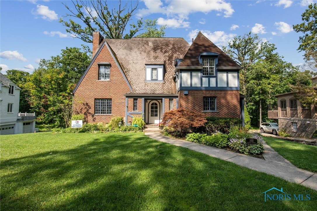 Property Photo: 3821 Sulphur Spring Road OH 43606