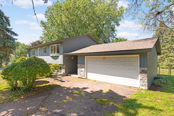 3991 Beryl Road  Eagan MN 55122 photo