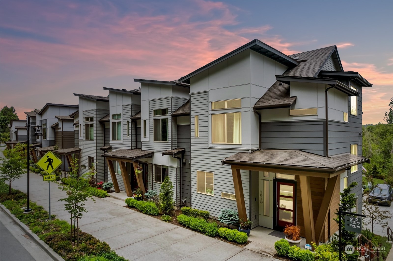 1914 Newport Way NW  Issaquah WA 98027 photo