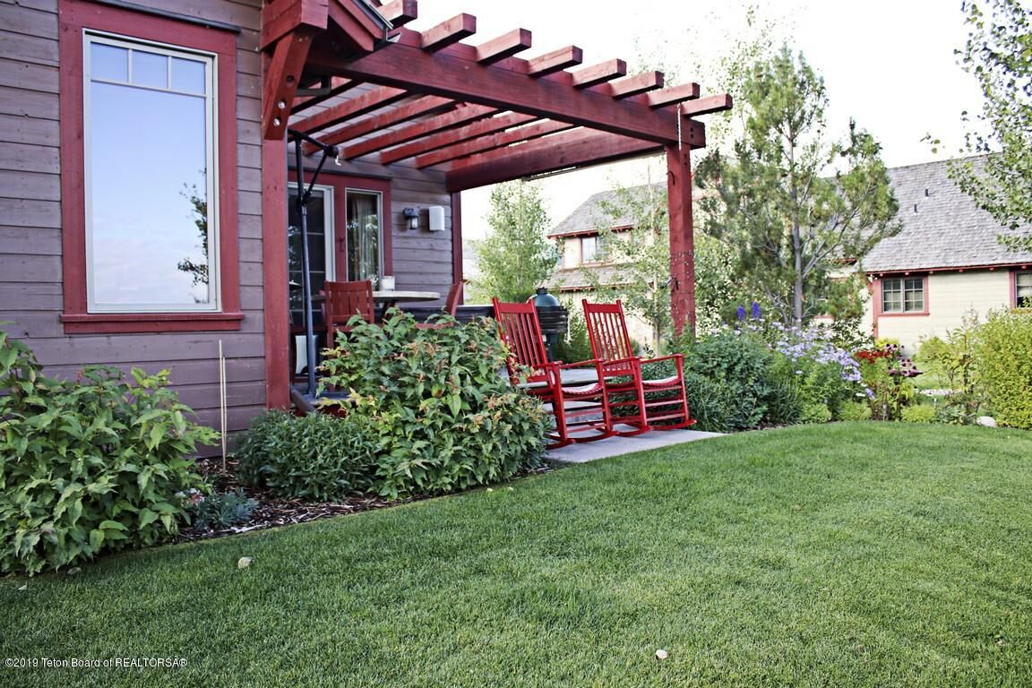 Property Photo:  2 Moulton Lane  ID 83455 