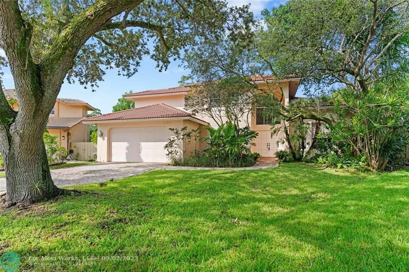 Property Photo:  4122 NW 66th Ter  FL 33067 