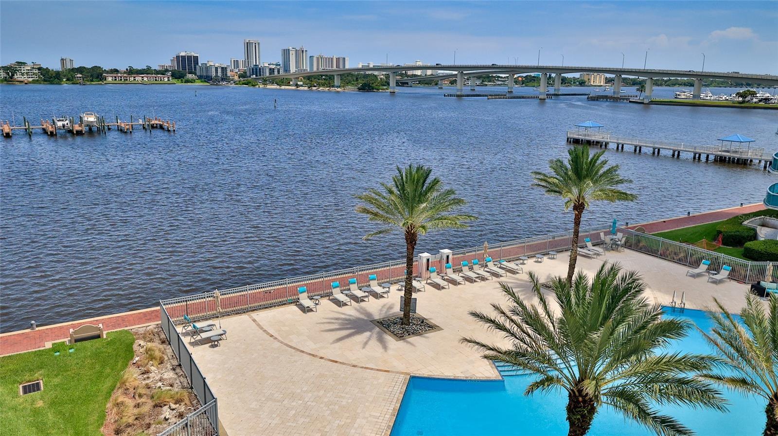 Property Photo: 241 Riverside Drive 503 FL 32117