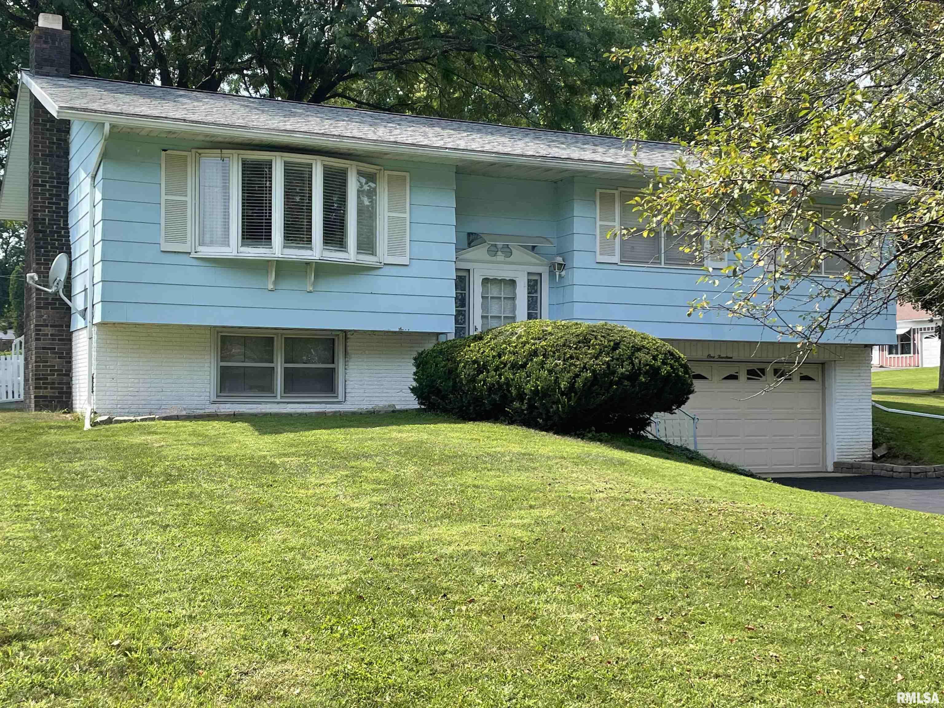 Property Photo:  114 Nevada Street  IL 61074 