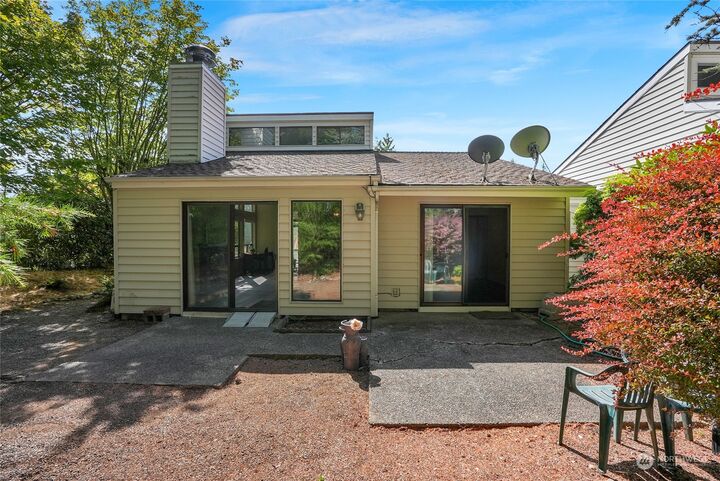 13730 SE 256th Place  Kent WA 98042 photo