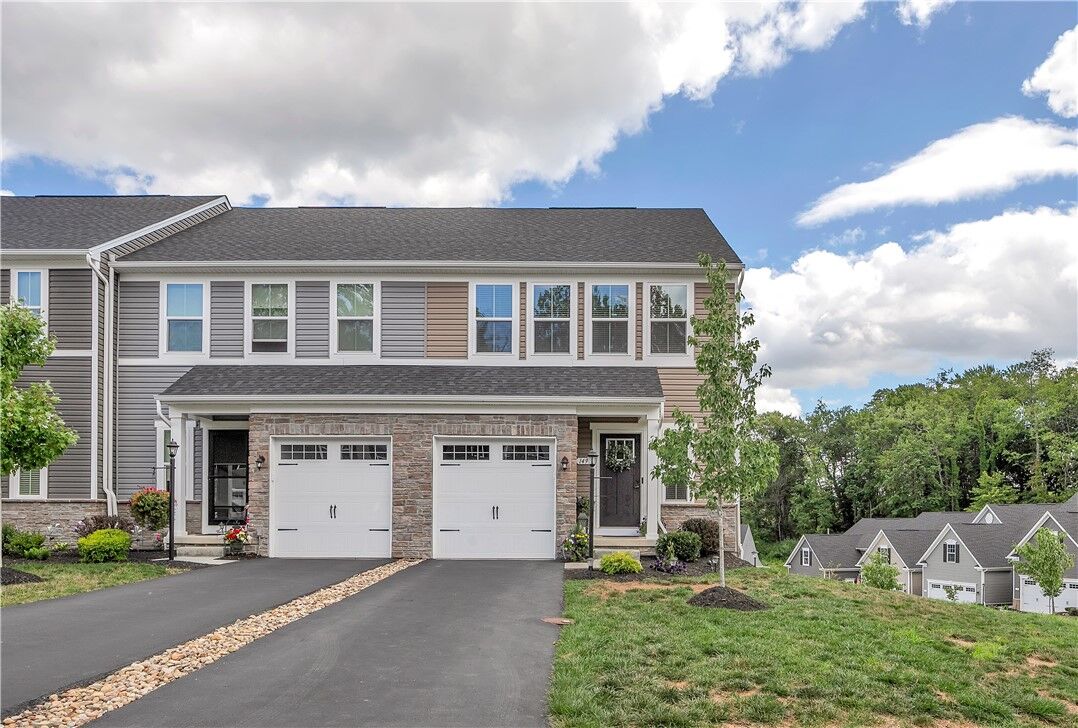 Property Photo:  149 Providence Way  PA 15234 