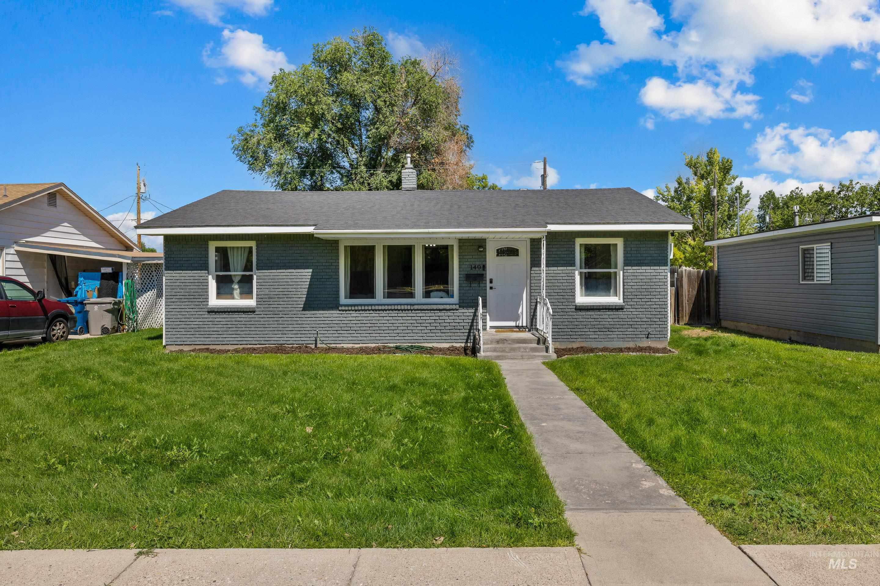 140 Young Ave  Nampa ID 83651 photo