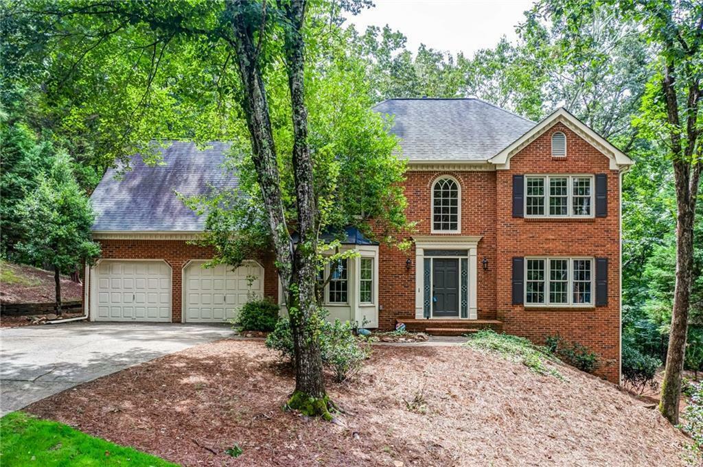 Property Photo: 2720 Lakewind Court GA 30005