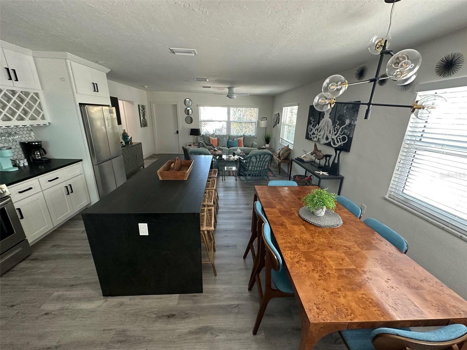 Property Photo:  1920 Morrill Street Pineapple  FL 34236 