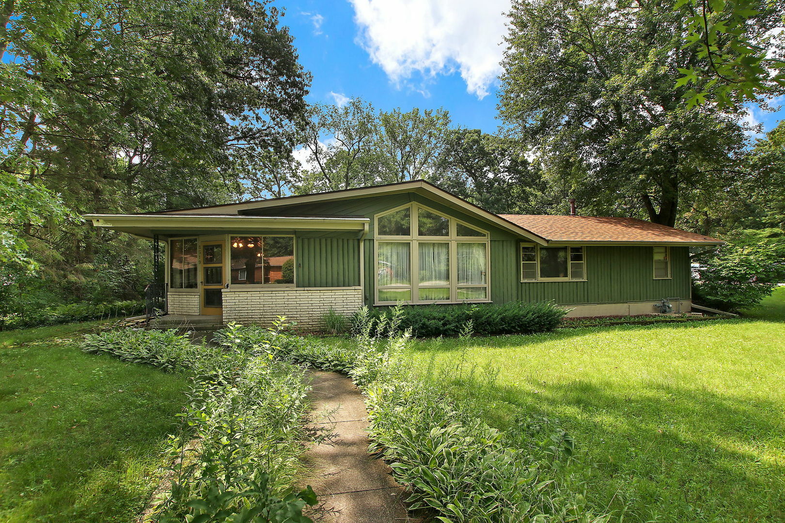 Property Photo:  8519 Dorr Road  IL 60097 