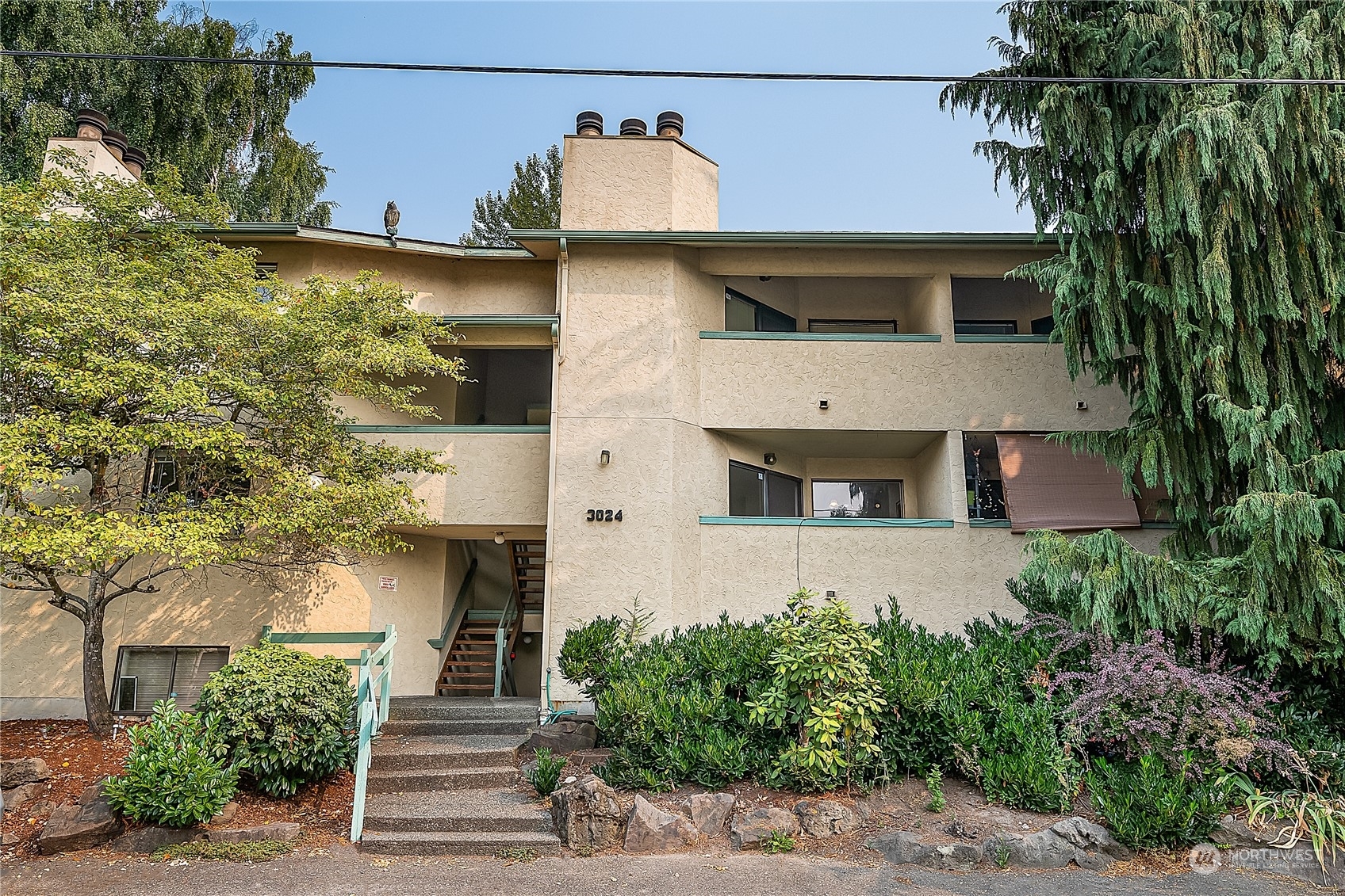 3024 NE 143rd Street 302  Seattle WA 98125 photo