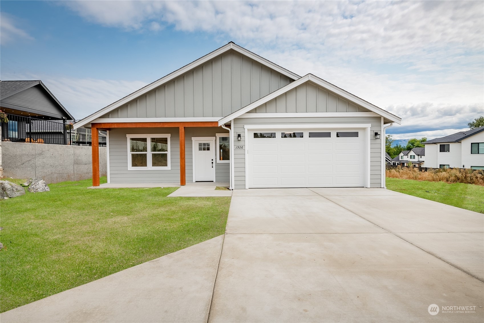 Property Photo: 1926 Benjamin Court WA 98264