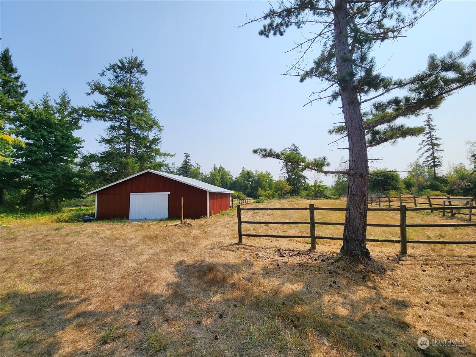 Property Photo:  310 N East Camano Drive  WA 98282 