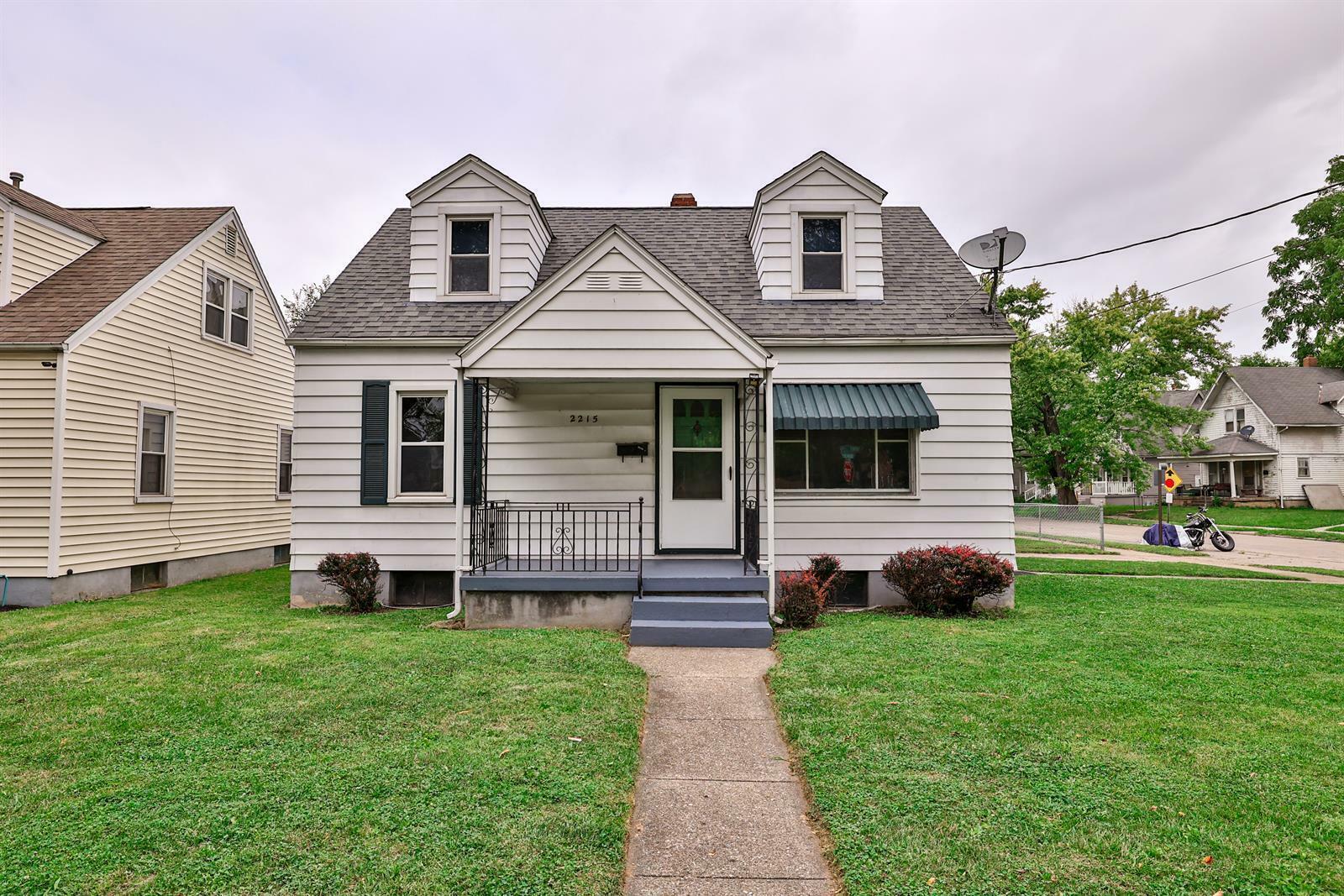 Property Photo:  2215 Grand Avenue  OH 45044 