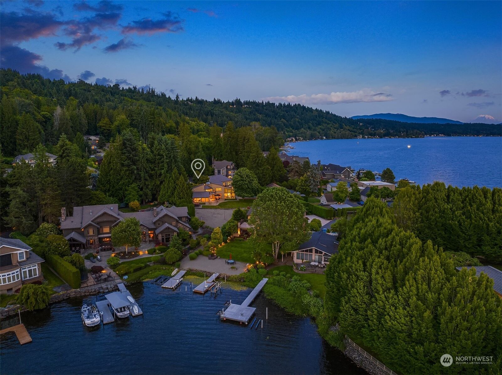 6 bed Sammamish home for sale 3525 E Lake Sammamish Shore Lane NE