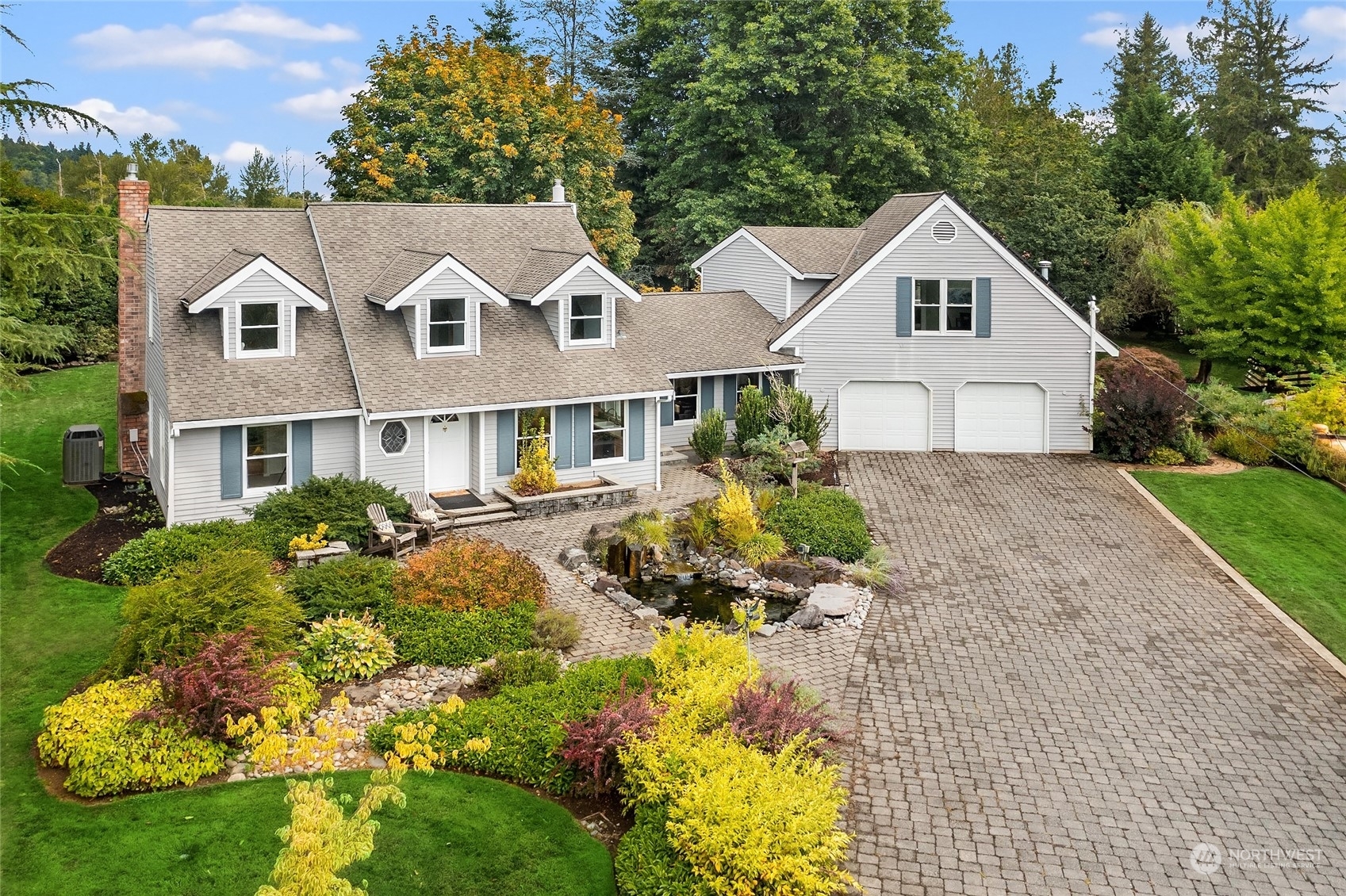 Property Photo: 30706 SE 40th Street WA 98024